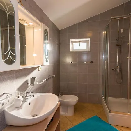 Vala شقة مورتير