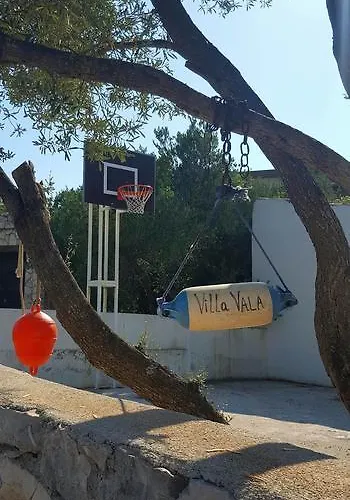 Apartment Vala Murter