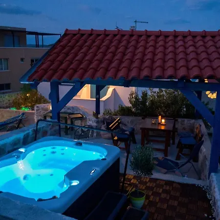 Apartment Vala