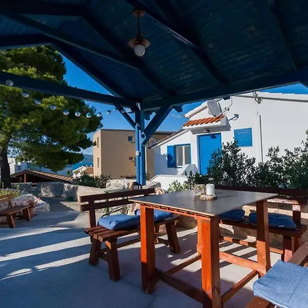 Apartment Vala
