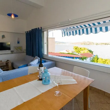 Vala Apartment