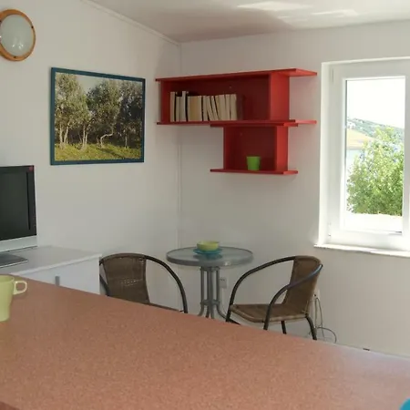 Apartment Vala Murter