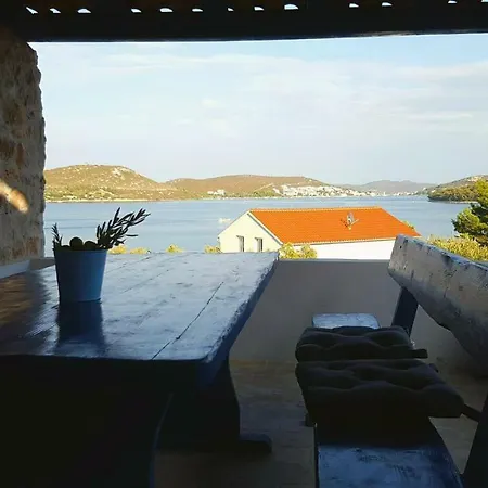 Apartment Vala