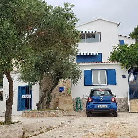 Apartment Vala