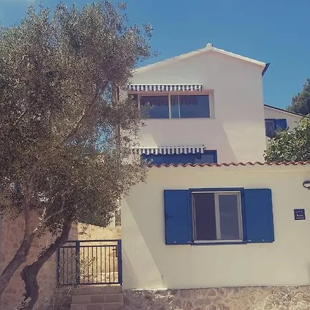 Vala Apartment